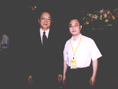 与时任湖北省委书记俞正生