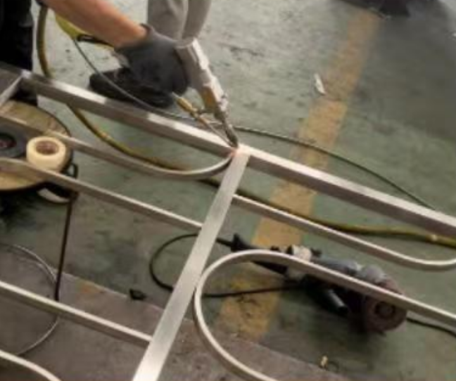 风冷手持焊样品